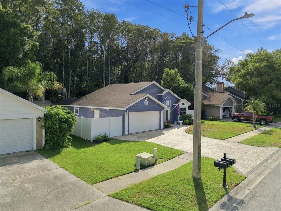 For Sale: $365,000 (3 beds, 2 baths, 1462 Square Feet)