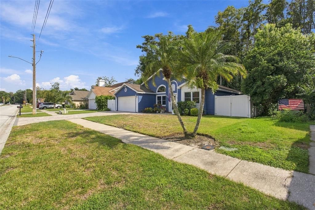 For Sale: $365,000 (3 beds, 2 baths, 1462 Square Feet)
