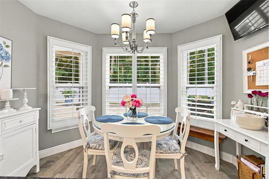 For Sale: $365,000 (3 beds, 2 baths, 1462 Square Feet)