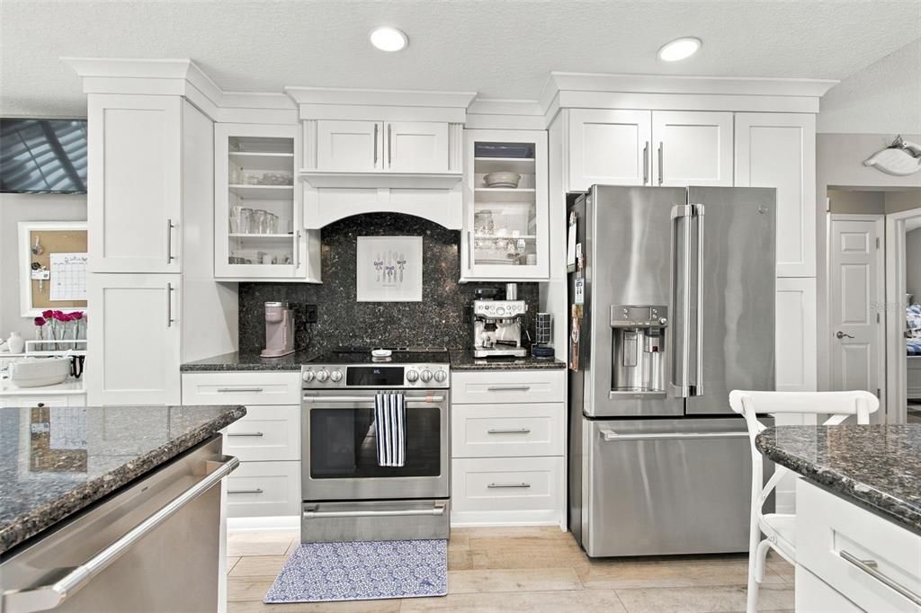 For Sale: $365,000 (3 beds, 2 baths, 1462 Square Feet)