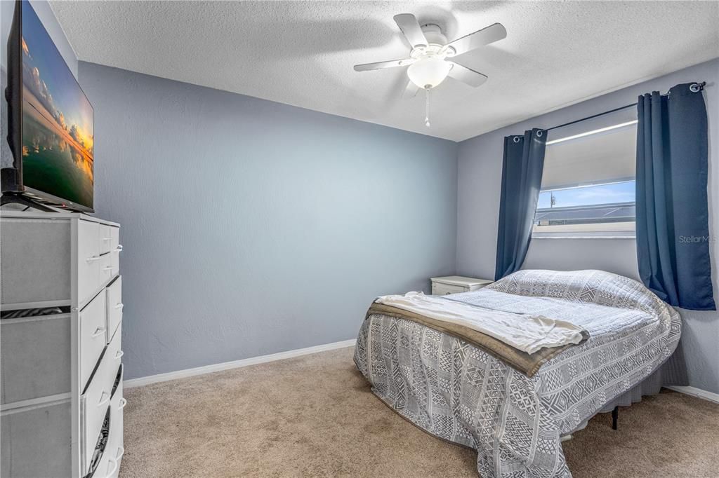 For Sale: $365,000 (3 beds, 2 baths, 1687 Square Feet)