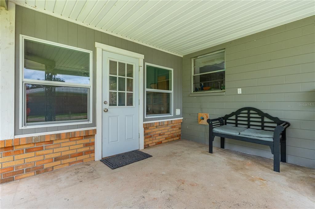 For Sale: $365,000 (3 beds, 2 baths, 1687 Square Feet)