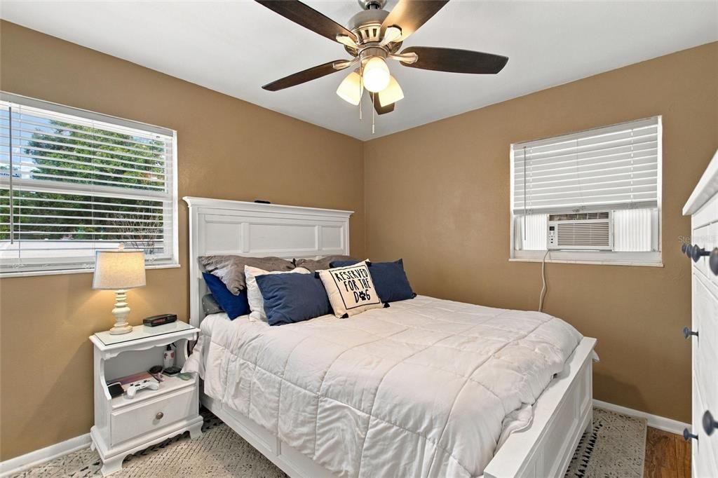 For Sale: $330,000 (3 beds, 2 baths, 1959 Square Feet)