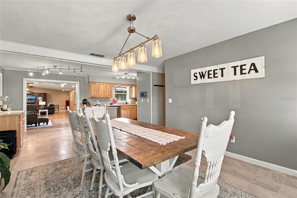 For Sale: $330,000 (3 beds, 2 baths, 1959 Square Feet)
