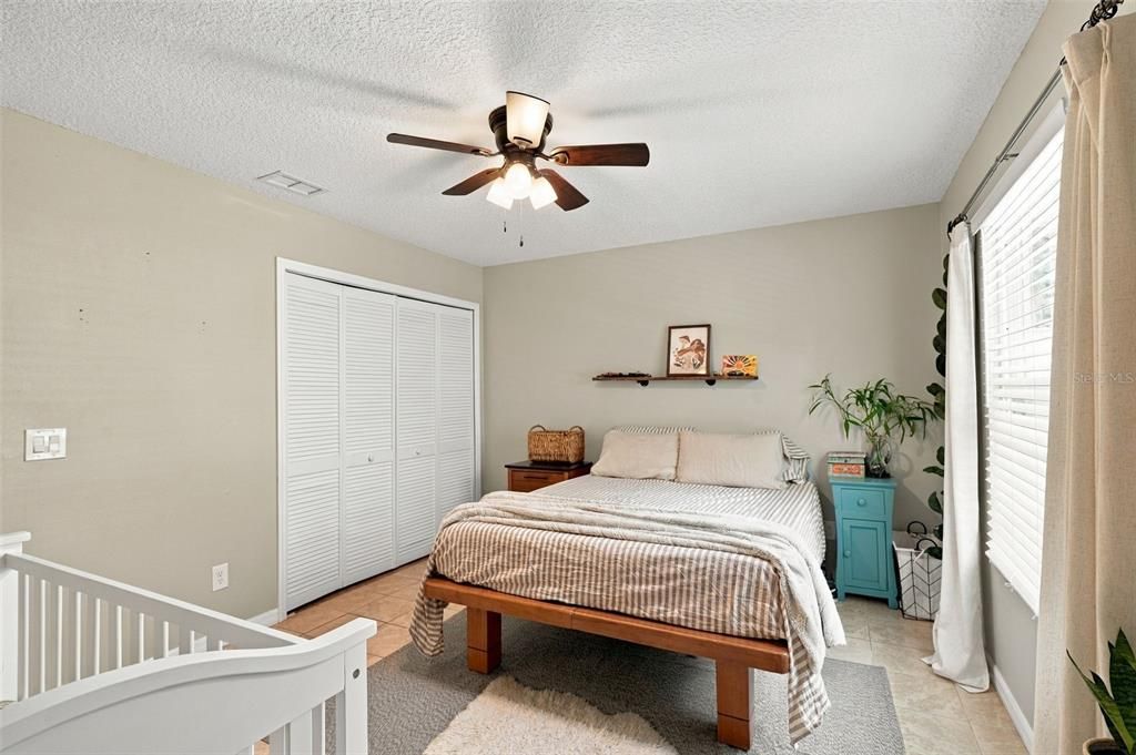 For Sale: $284,000 (3 beds, 2 baths, 1021 Square Feet)