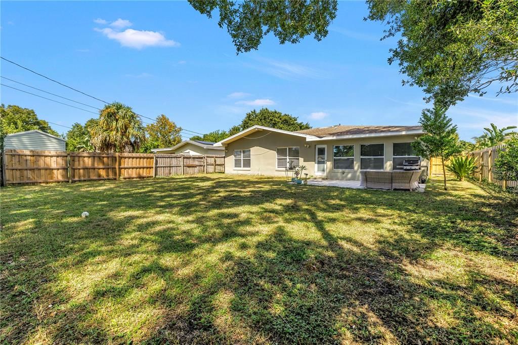 For Sale: $579,900 (2 beds, 2 baths, 1917 Square Feet)