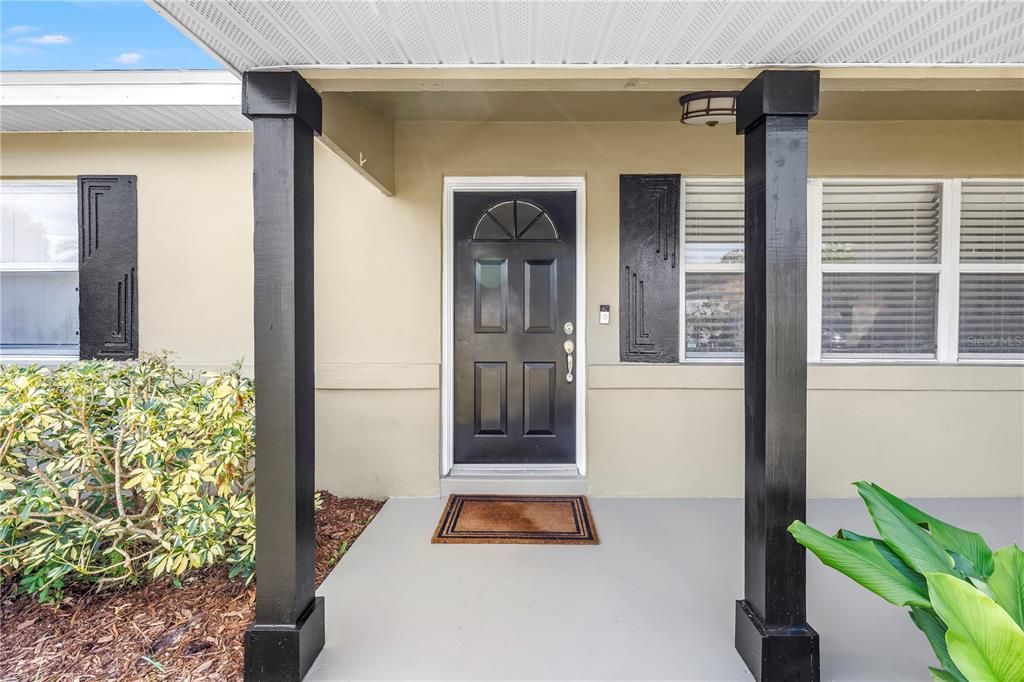 For Sale: $579,900 (2 beds, 2 baths, 1917 Square Feet)