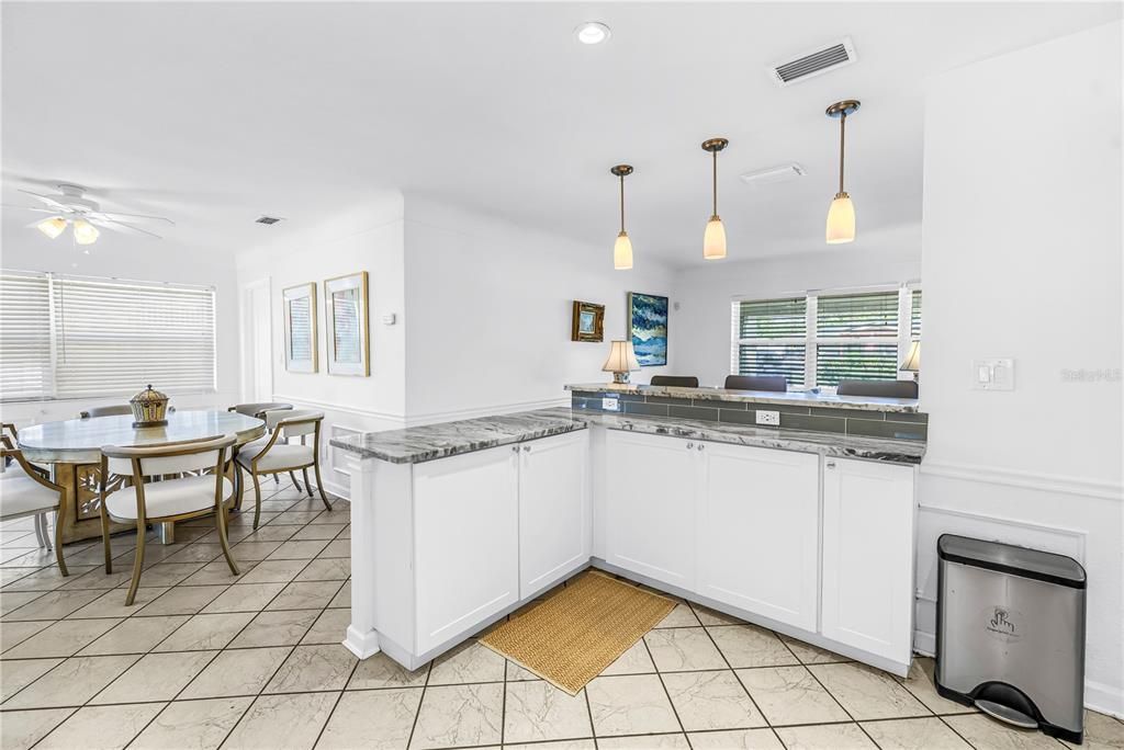 For Sale: $579,900 (2 beds, 2 baths, 1917 Square Feet)