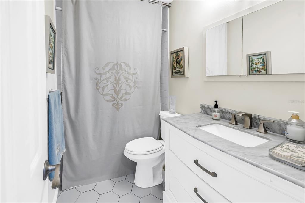 For Sale: $579,900 (2 beds, 2 baths, 1917 Square Feet)