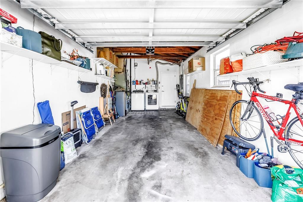 For Sale: $579,900 (2 beds, 2 baths, 1917 Square Feet)