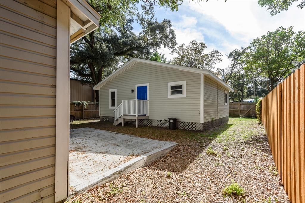 For Rent: $2,450 (3 beds, 2 baths, 1528 Square Feet)