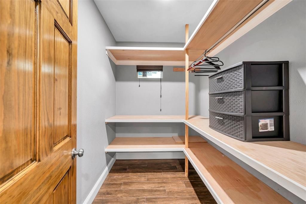 : $659,000 (4 спален, 3 ванн, 2094 Квадратных фут)