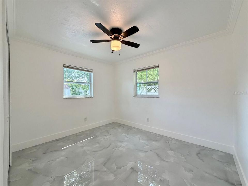 For Rent: $2,400 (2 beds, 1 baths, 972 Square Feet)