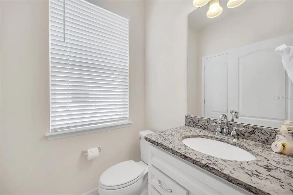 For Sale: $579,000 (7 beds, 5 baths, 3176 Square Feet)