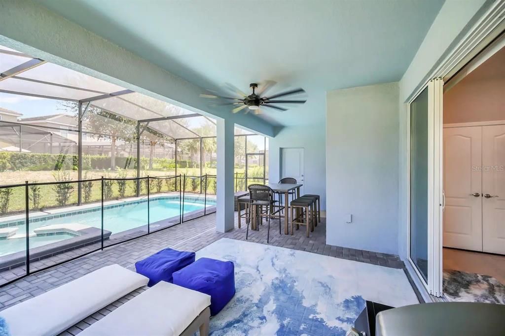 For Sale: $579,000 (7 beds, 5 baths, 3176 Square Feet)