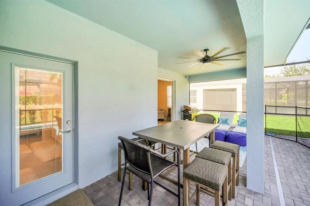 For Sale: $579,000 (7 beds, 5 baths, 3176 Square Feet)