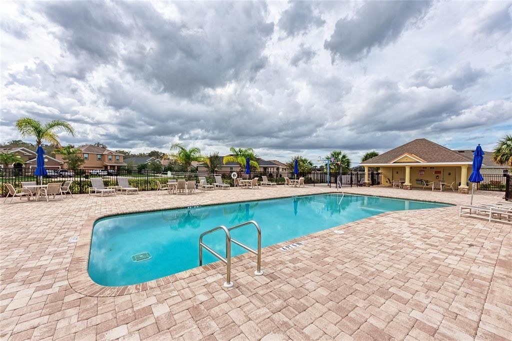 For Sale: $279,900 (3 beds, 2 baths, 1692 Square Feet)