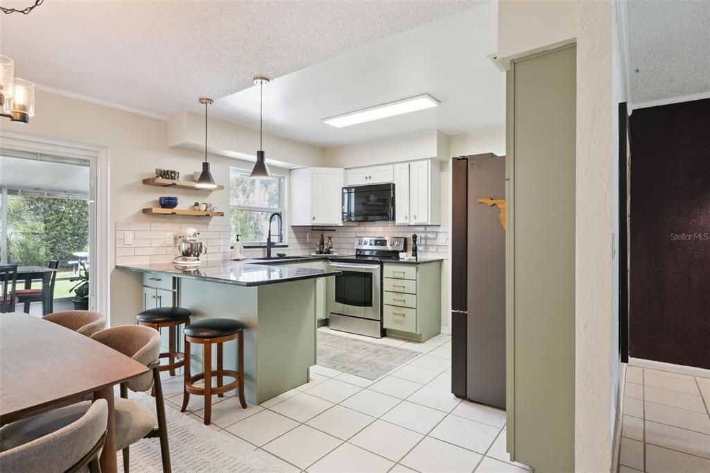 For Sale: $357,000 (3 beds, 2 baths, 1120 Square Feet)