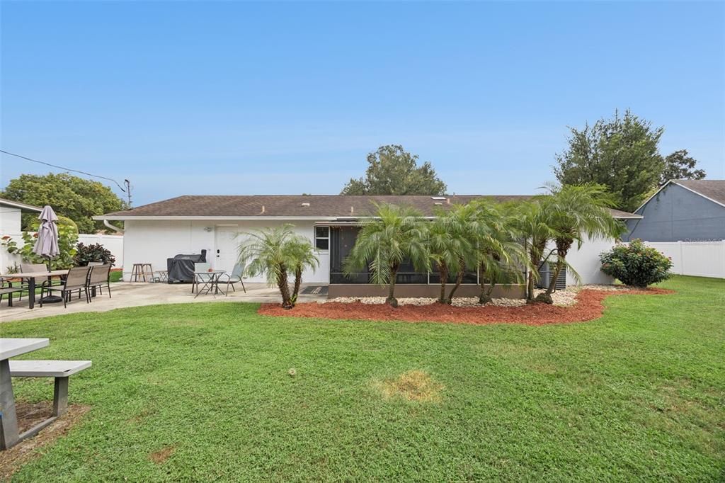 For Sale: $357,000 (3 beds, 2 baths, 1120 Square Feet)