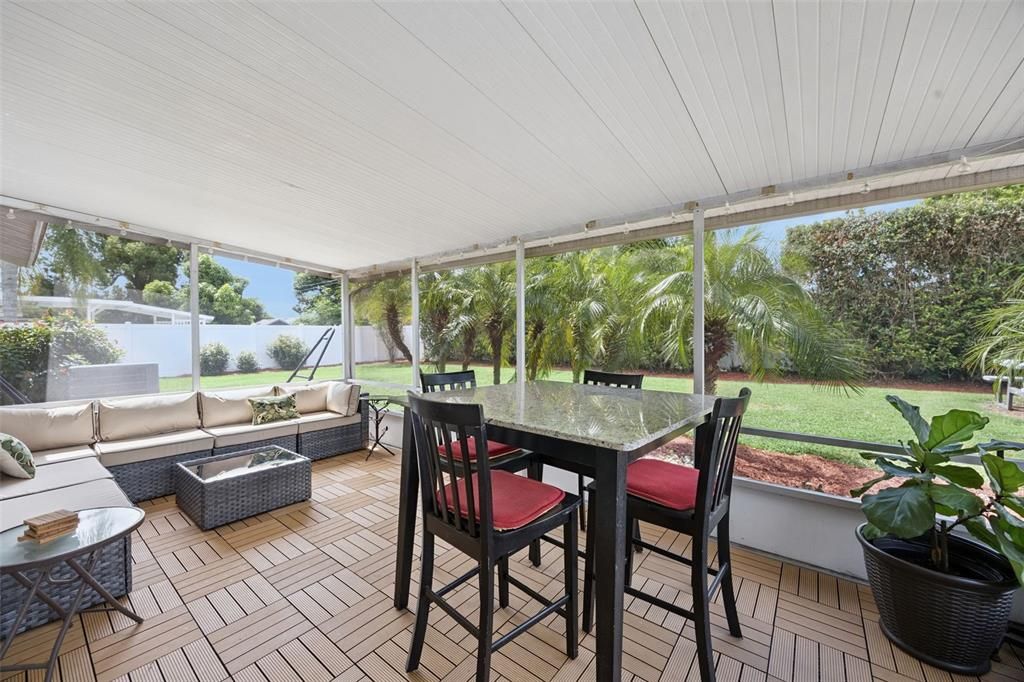 For Sale: $357,000 (3 beds, 2 baths, 1120 Square Feet)