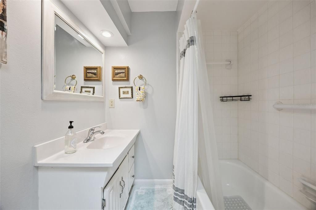 For Sale: $357,000 (3 beds, 2 baths, 1120 Square Feet)