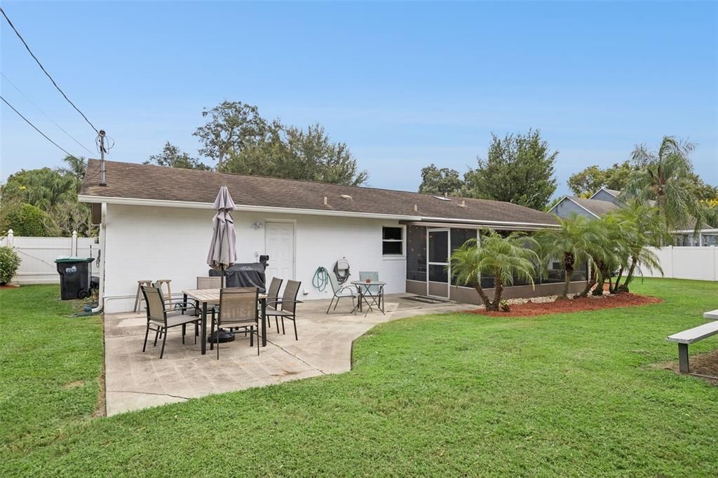 For Sale: $357,000 (3 beds, 2 baths, 1120 Square Feet)