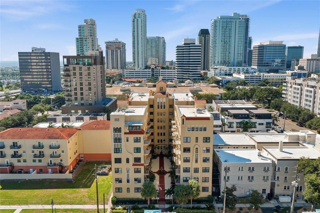 En Venta: $500,000 (2 camas, 1 baños, 1420 Pies cuadrados)