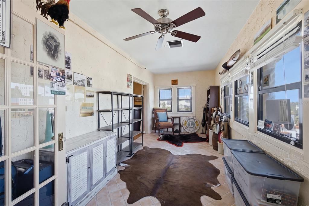 En Venta: $500,000 (2 camas, 1 baños, 1420 Pies cuadrados)