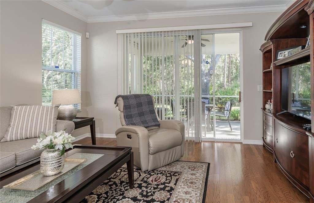 For Sale: $345,000 (3 beds, 2 baths, 1760 Square Feet)