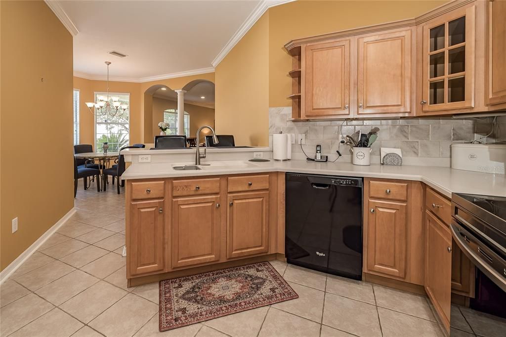 For Sale: $345,000 (3 beds, 2 baths, 1760 Square Feet)