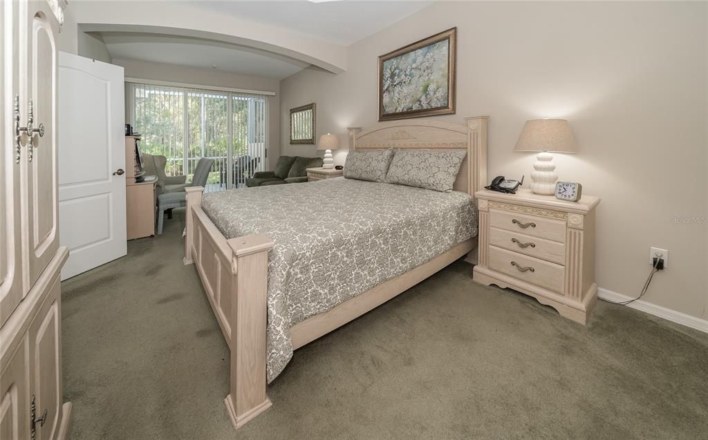 For Sale: $345,000 (3 beds, 2 baths, 1760 Square Feet)