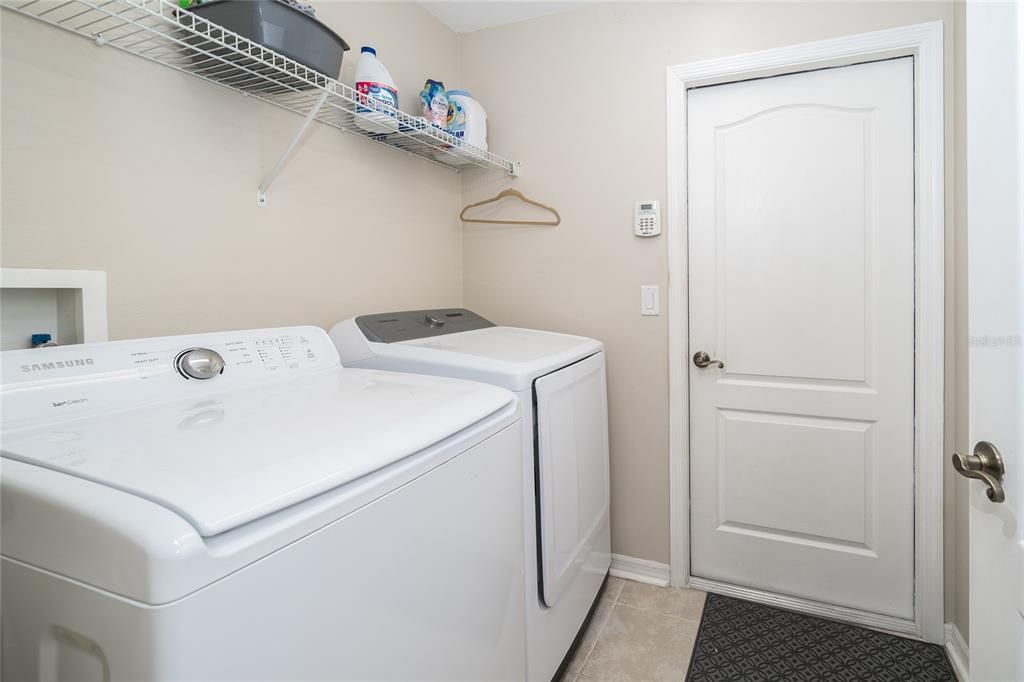 For Sale: $345,000 (3 beds, 2 baths, 1760 Square Feet)