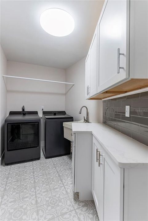 For Sale: $1,185,000 (3 beds, 2 baths, 2230 Square Feet)