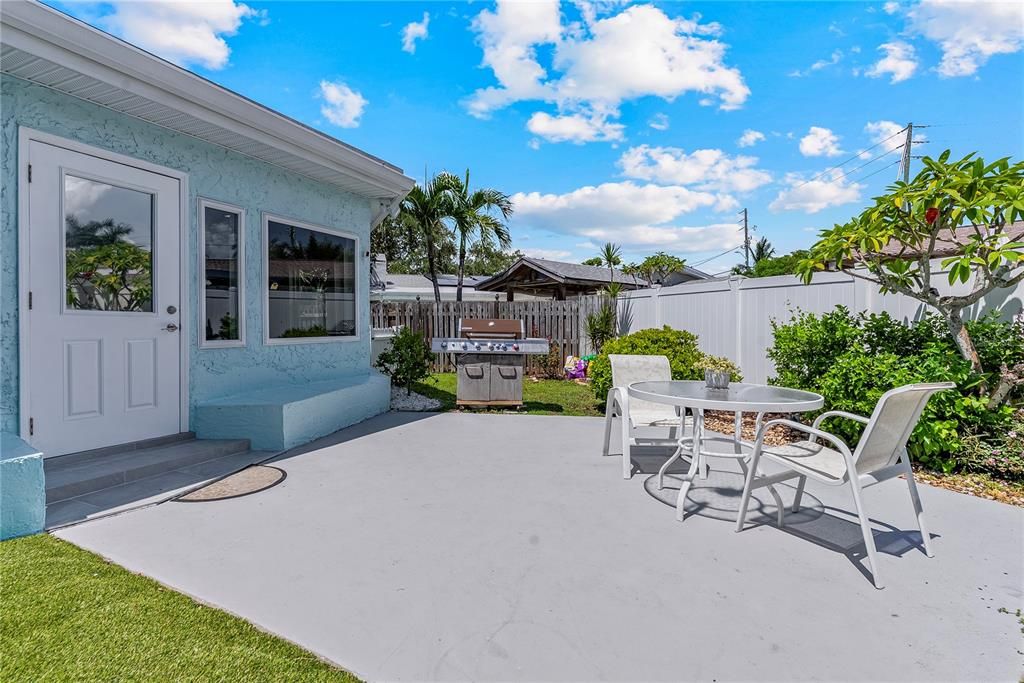 For Sale: $1,185,000 (3 beds, 2 baths, 2230 Square Feet)