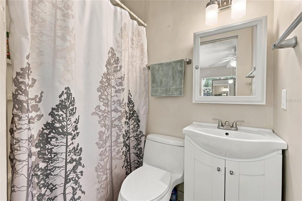 На продажу: $340,000 (3 спален, 2 ванн, 1320 Квадратных фут)