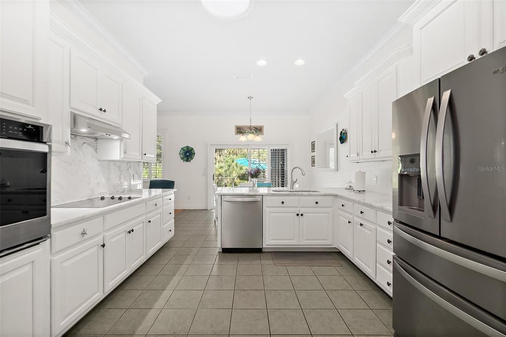 For Sale: $875,000 (4 beds, 3 baths, 3014 Square Feet)