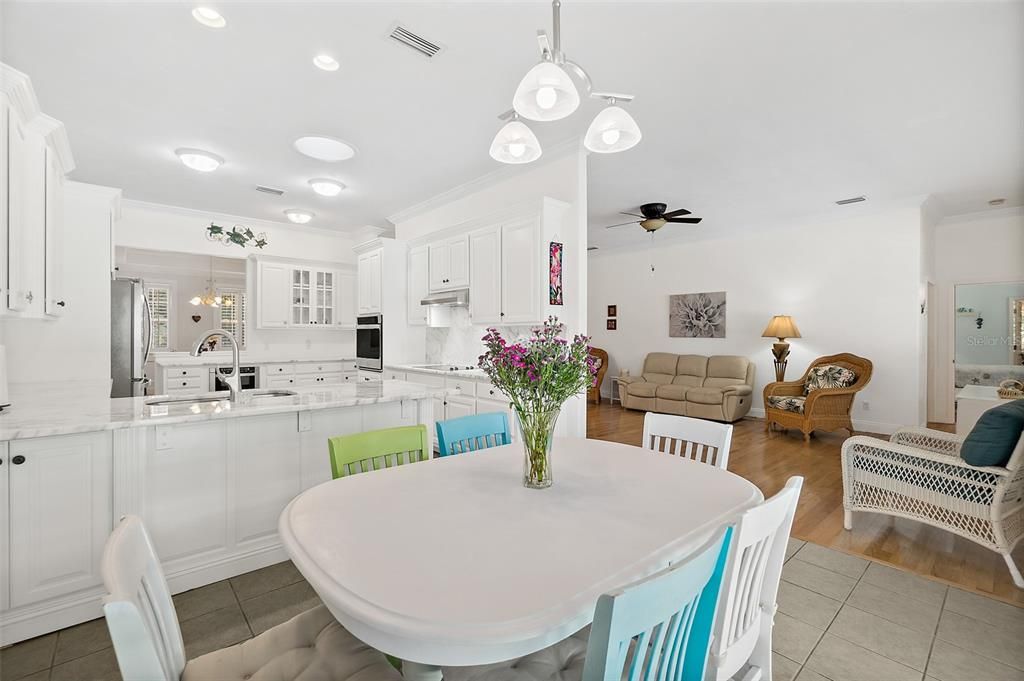 For Sale: $875,000 (4 beds, 3 baths, 3014 Square Feet)
