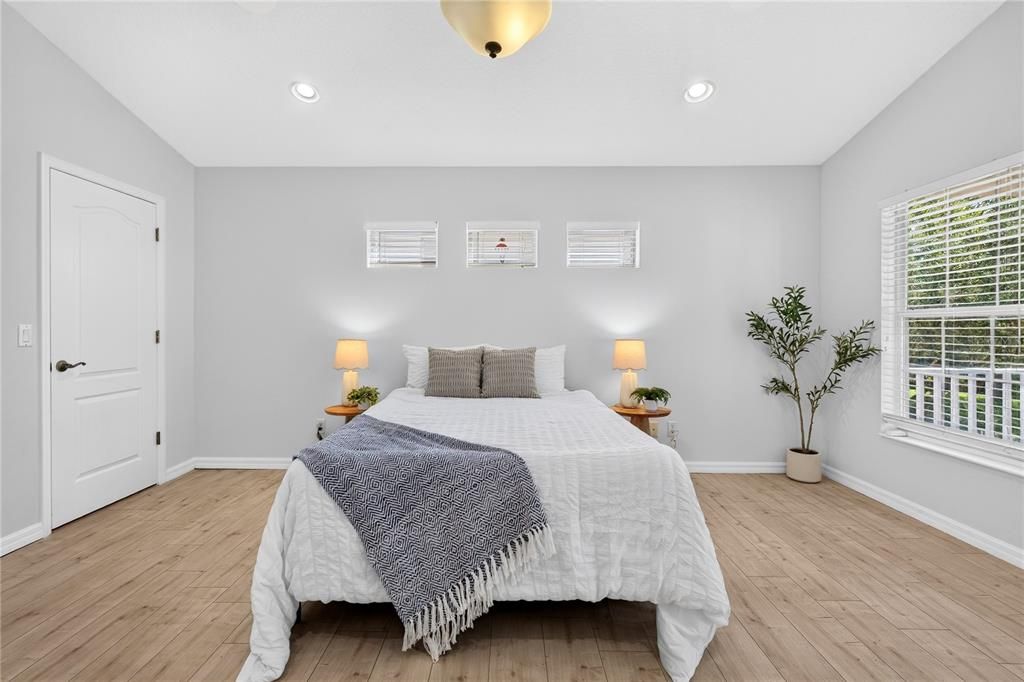 For Sale: $329,000 (3 beds, 2 baths, 1680 Square Feet)