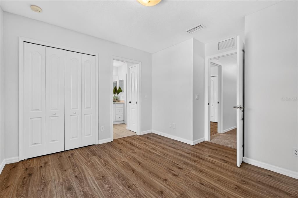 For Sale: $329,000 (3 beds, 2 baths, 1680 Square Feet)