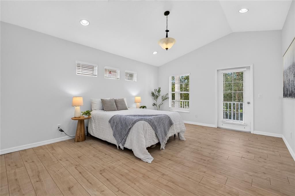 For Sale: $329,000 (3 beds, 2 baths, 1680 Square Feet)