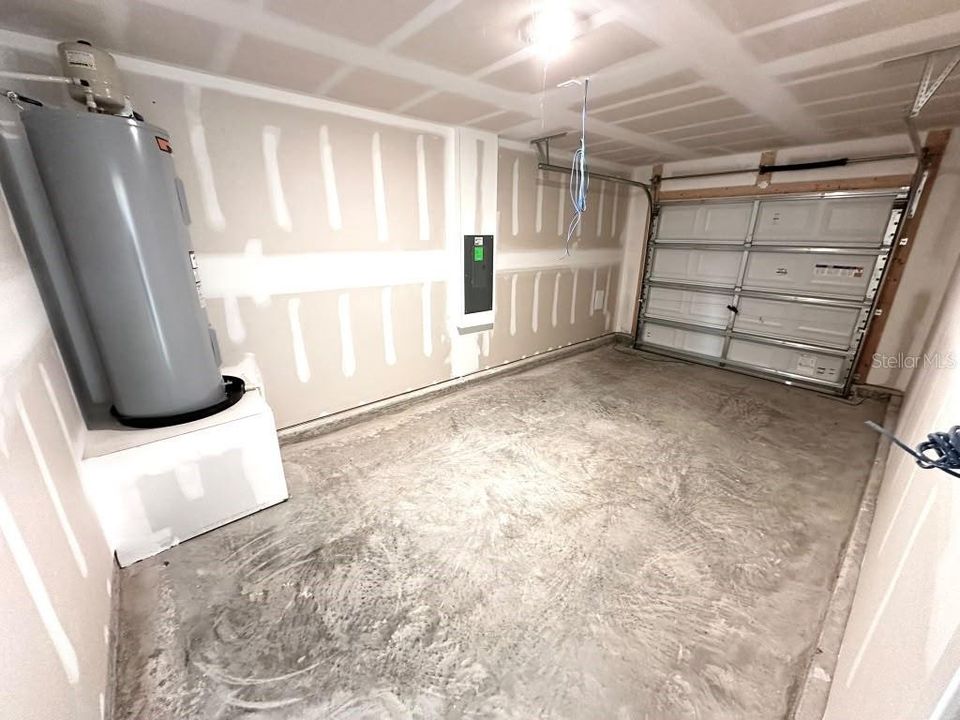For Rent: $1,990 (3 beds, 2 baths, 1460 Square Feet)
