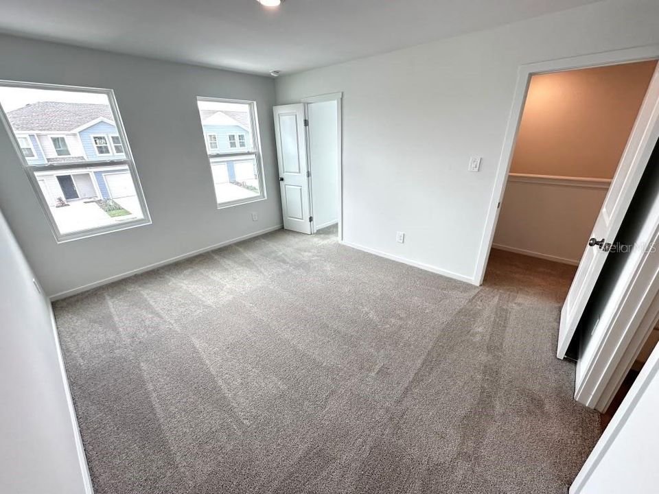 For Rent: $1,990 (3 beds, 2 baths, 1460 Square Feet)