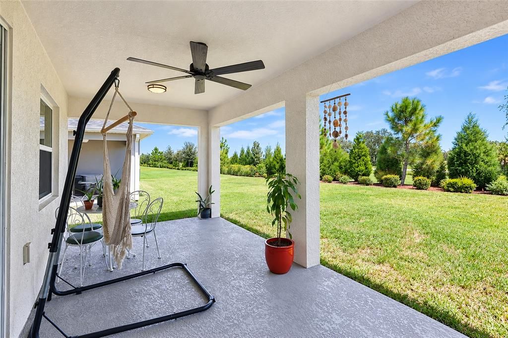 For Sale: $369,900 (3 beds, 2 baths, 2007 Square Feet)