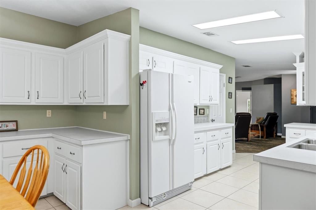 For Sale: $279,000 (3 beds, 2 baths, 1485 Square Feet)