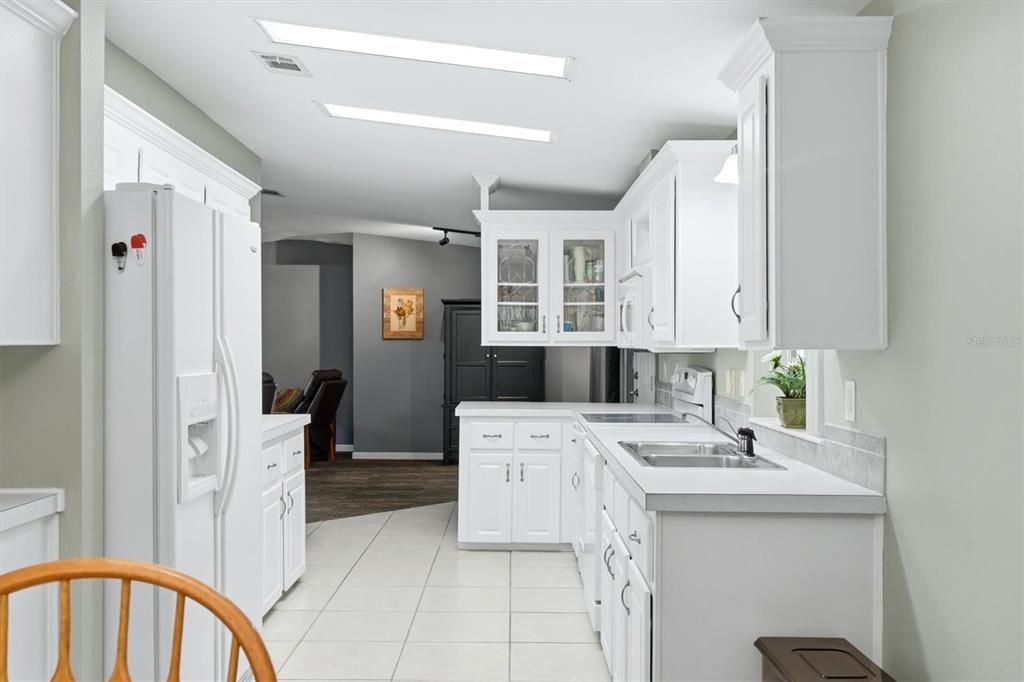 For Sale: $279,000 (3 beds, 2 baths, 1485 Square Feet)