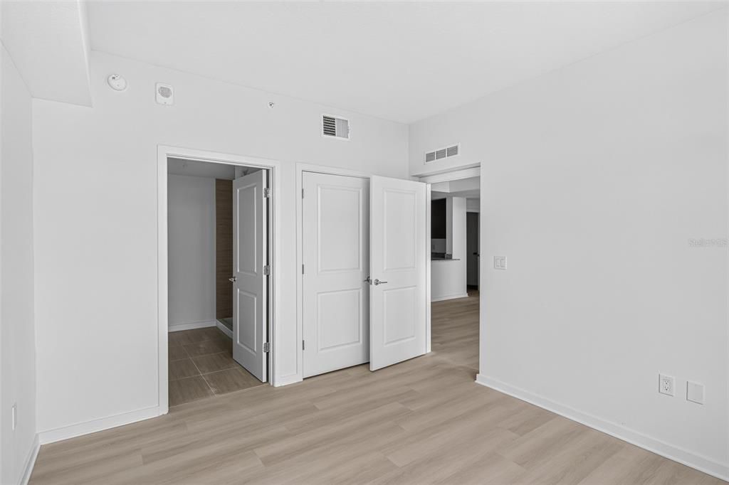 For Rent: $1,570 (2 beds, 2 baths, 1023 Square Feet)