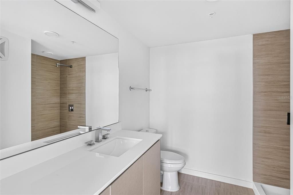 For Rent: $1,570 (2 beds, 2 baths, 1023 Square Feet)