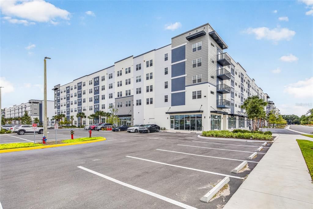 For Rent: $1,570 (2 beds, 2 baths, 1023 Square Feet)
