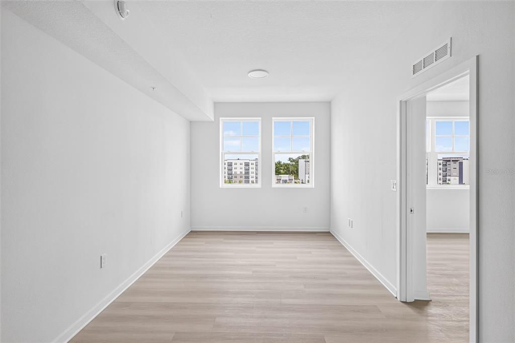 For Rent: $1,570 (2 beds, 2 baths, 1023 Square Feet)