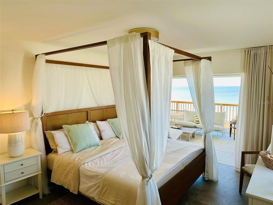 For Sale: $1,450,000 (4 beds, 2 baths, 1380 Square Feet)